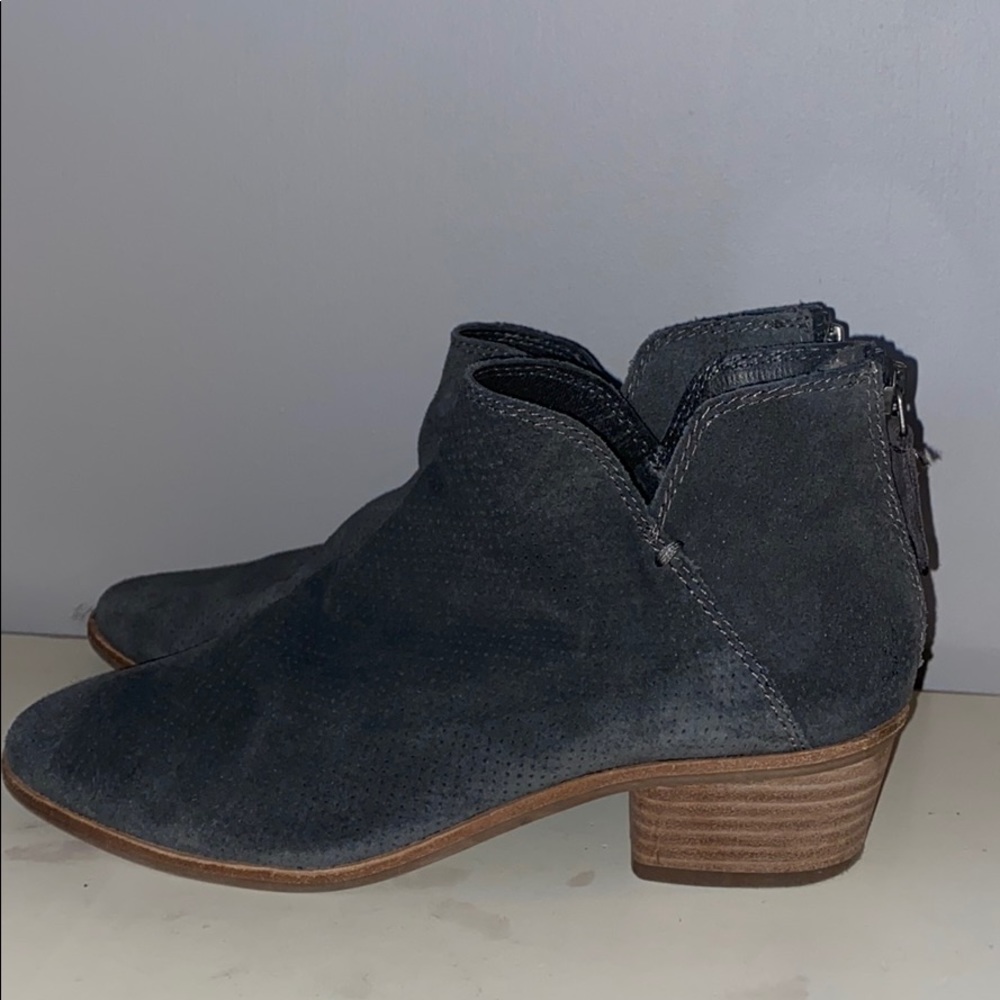 Dolce Vita gray Booties
